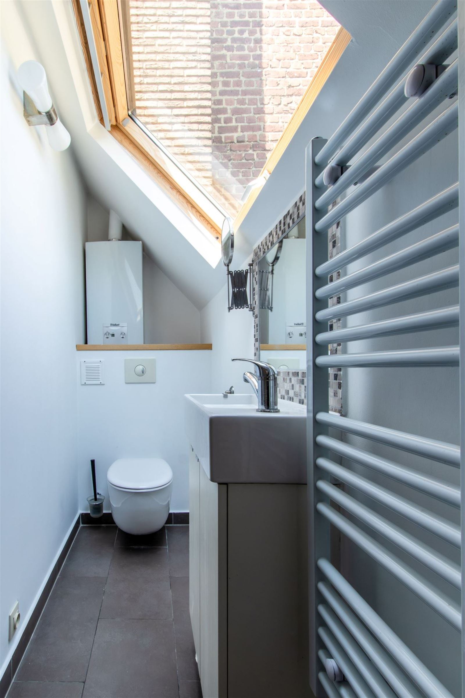 FOTO’S 24 : Woning te 1650 BEERSEL (België) - Prijs &euro;&nbsp;1.800