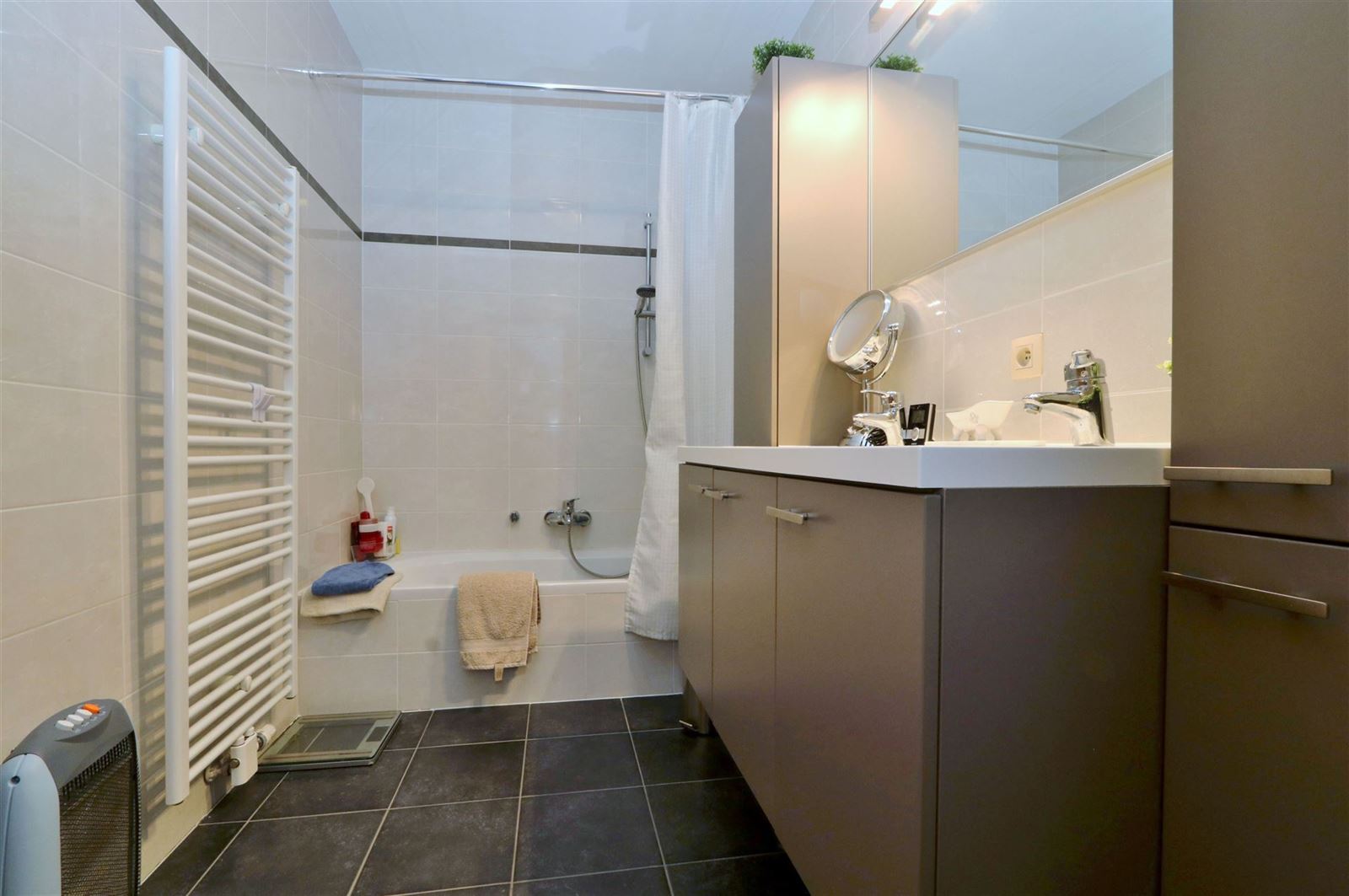 FOTO’S 13 : Appartement te 1500 HALLE (België) - Prijs &euro;&nbsp;1.100