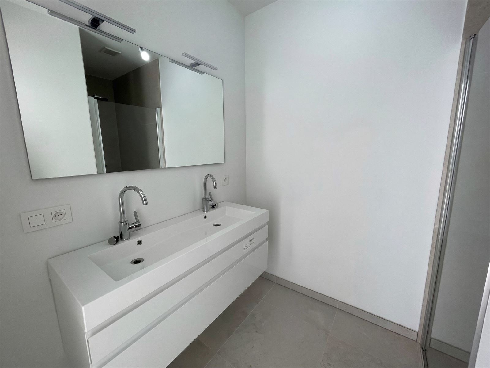 FOTO’S 5 : Appartement te 1750 SINT-MARTENS-LENNIK (België) - Prijs &euro;&nbsp;349.000