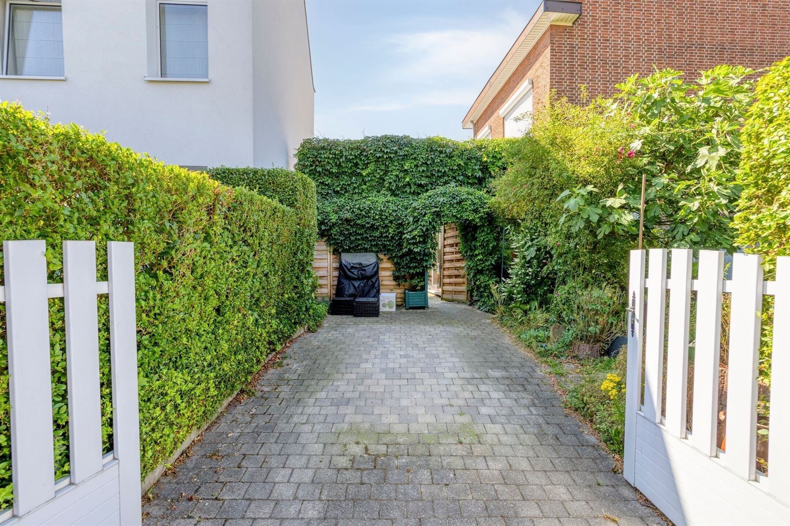 PHOTOS 34 : Maison à 1180 UCCLE (Belgique) - Prix 449.000 &euro;