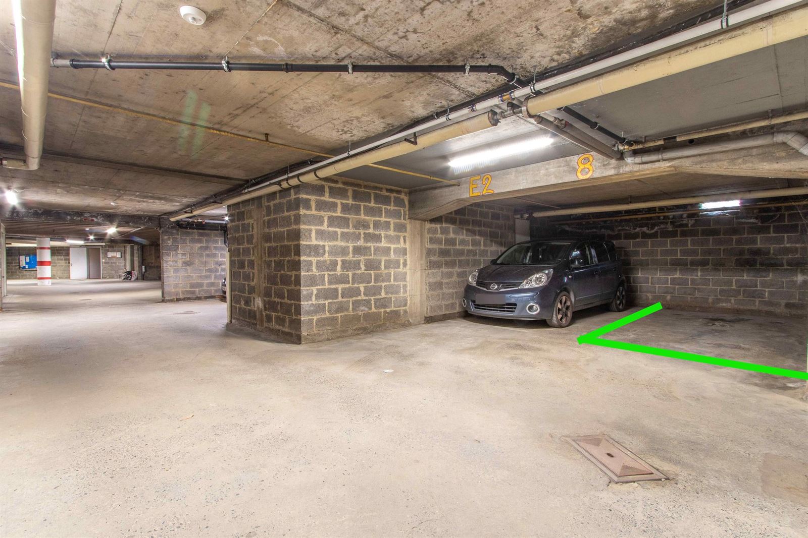 FOTO’S 5 : Ondergrondse autostaanplaats te 1600 SINT-PIETERS-LEEUW (België) - Prijs &euro;&nbsp;19.000