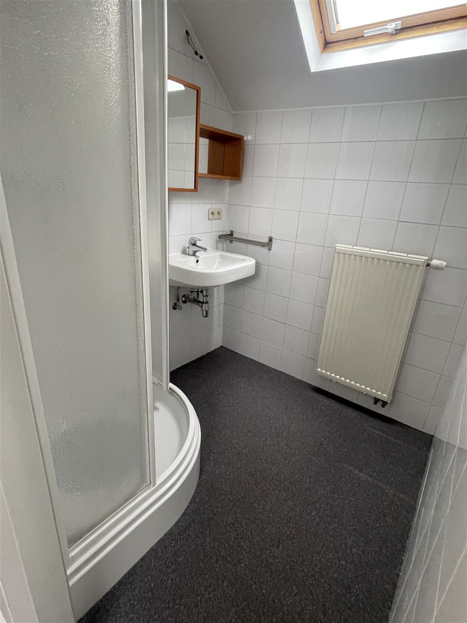 FOTO’S 17 : Woning te 1650 BEERSEL (België) - Prijs &euro;&nbsp;1.500