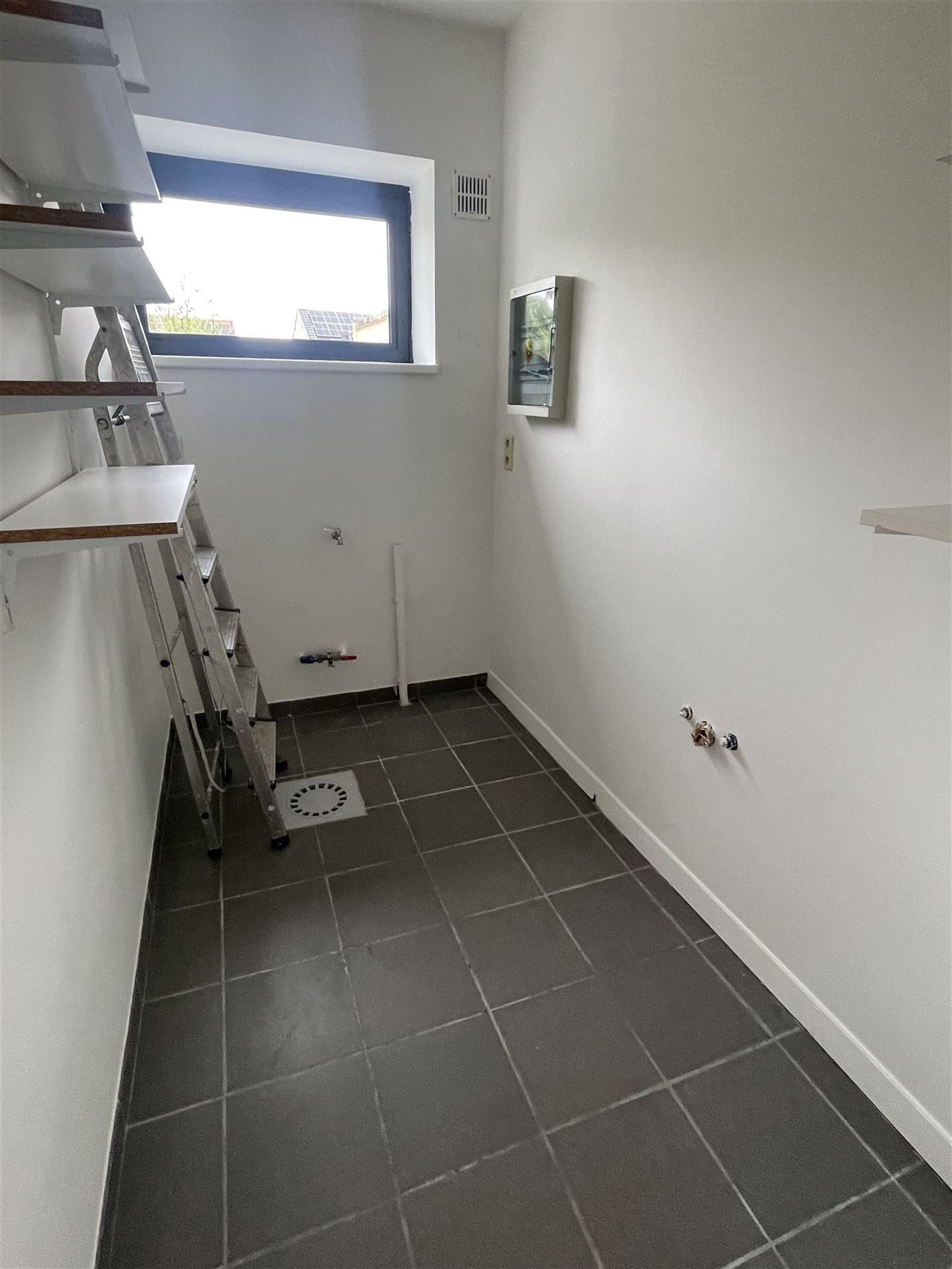 FOTO’S 9 : Woning te 1650 BEERSEL (België) - Prijs &euro;&nbsp;1.500