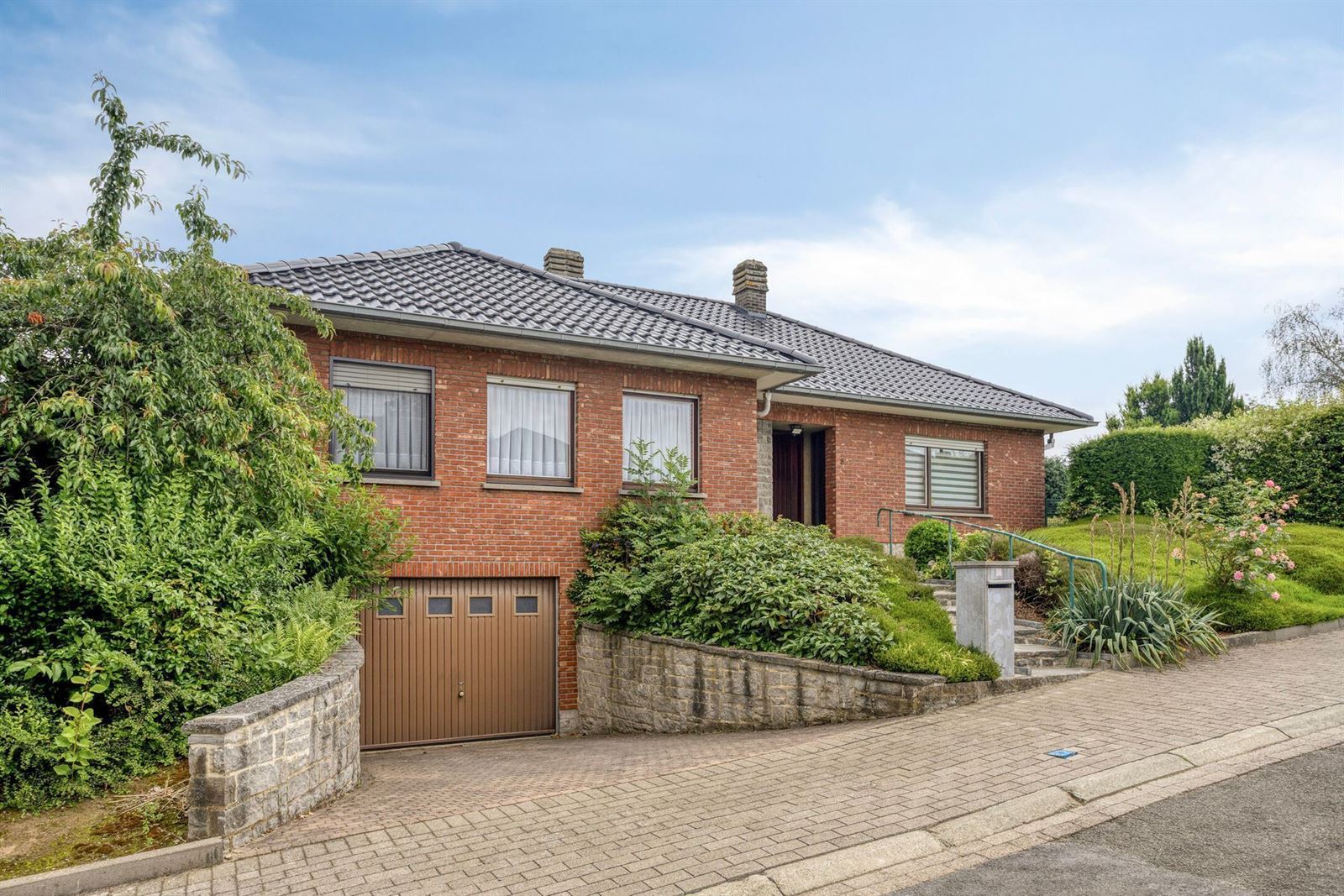 FOTO’S 2 : Villa te 1600 SINT-PIETERS-LEEUW (België) - Prijs &euro;&nbsp;498.000