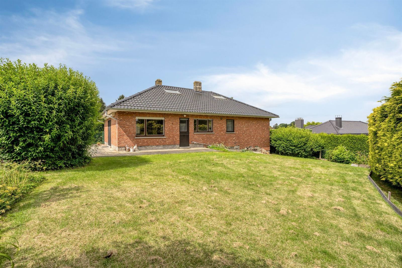 FOTO’S 3 : Villa te 1600 SINT-PIETERS-LEEUW (België) - Prijs &euro;&nbsp;498.000