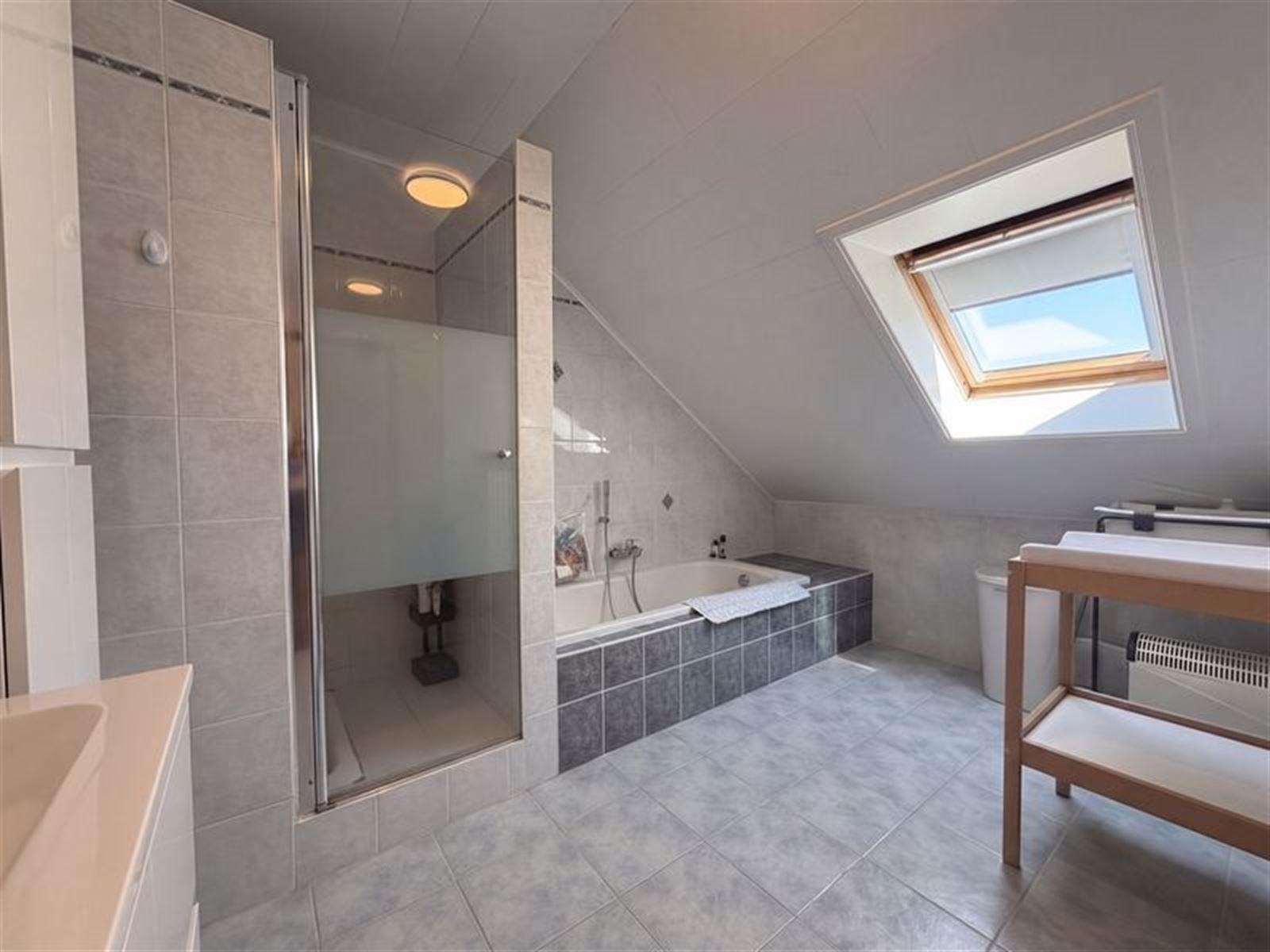 FOTO’S 9 : Duplex te 1755 PAJOTTEGEM (België) - Prijs &euro;&nbsp;1.100