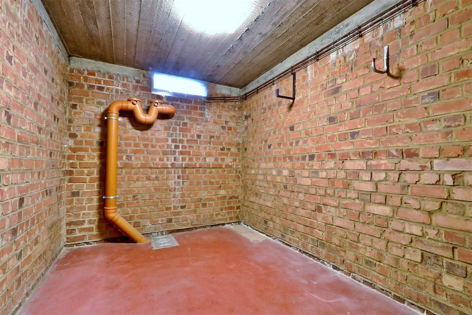 FOTO’S 9 : Appartement te 1600 SINT-PIETERS-LEEUW (België) - Prijs &euro;&nbsp;1.050