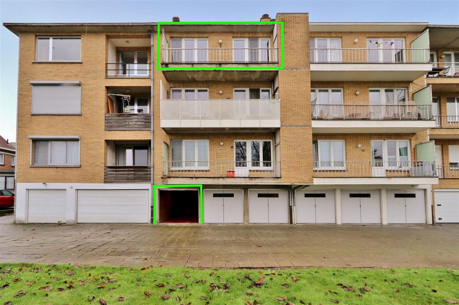 FOTO’S 11 : Appartement te 1600 SINT-PIETERS-LEEUW (België) - Prijs &euro;&nbsp;1.050