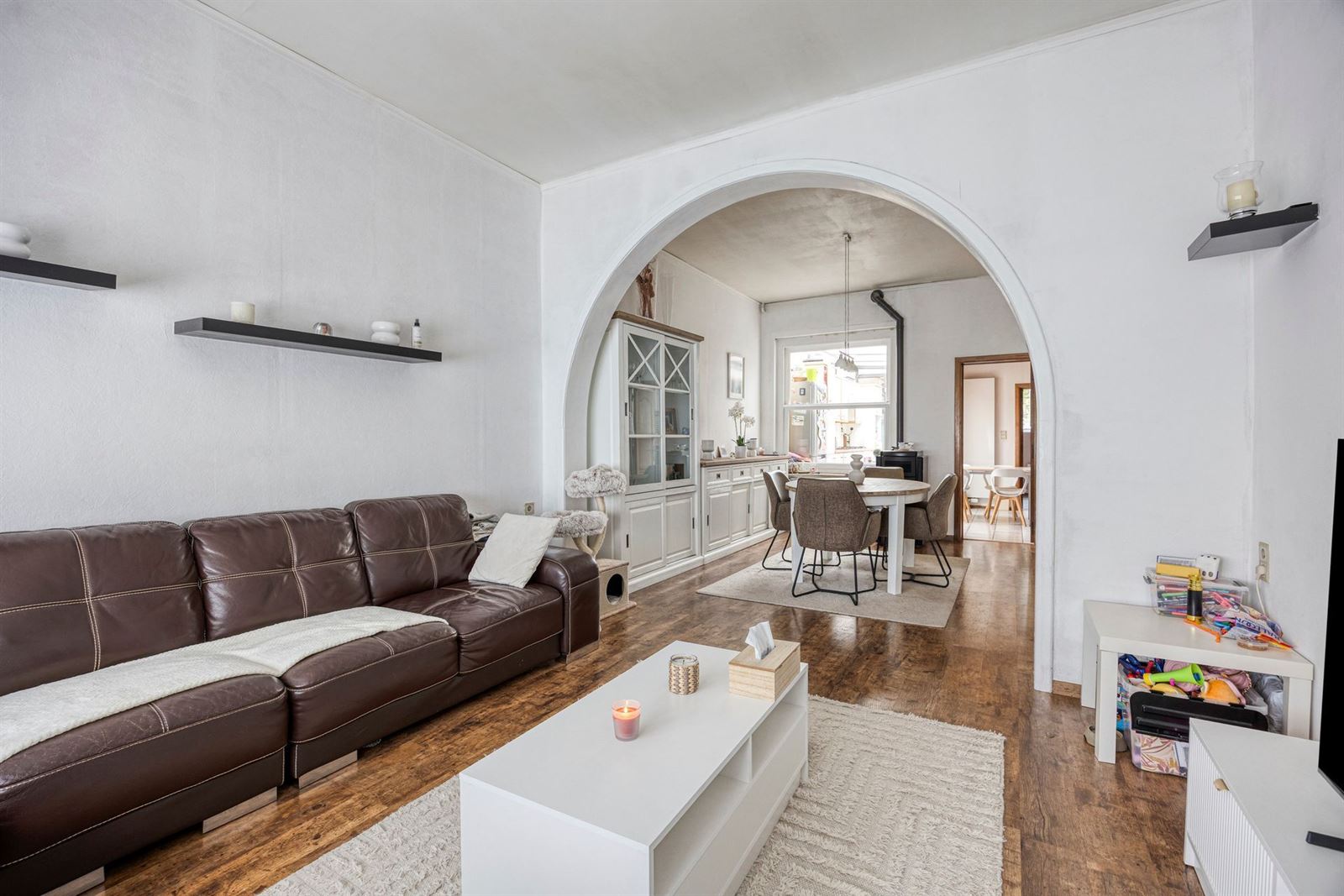 FOTO’S 5 : Woning te 1600 SINT-PIETERS-LEEUW (België) - Prijs &euro;&nbsp;399.000