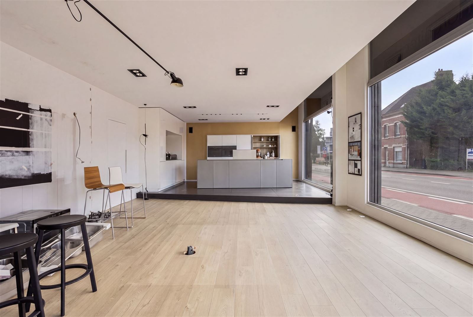 FOTO’S 2 : Kantoor met woning te 1500 HALLE (België) - Prijs &euro;&nbsp;985.000