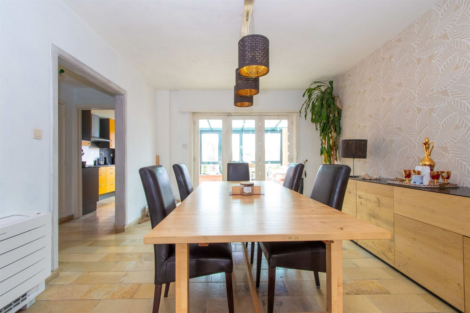 FOTO’S 8 : Woning te 1600 SINT-PIETERS-LEEUW (België) - Prijs &euro;&nbsp;1.800