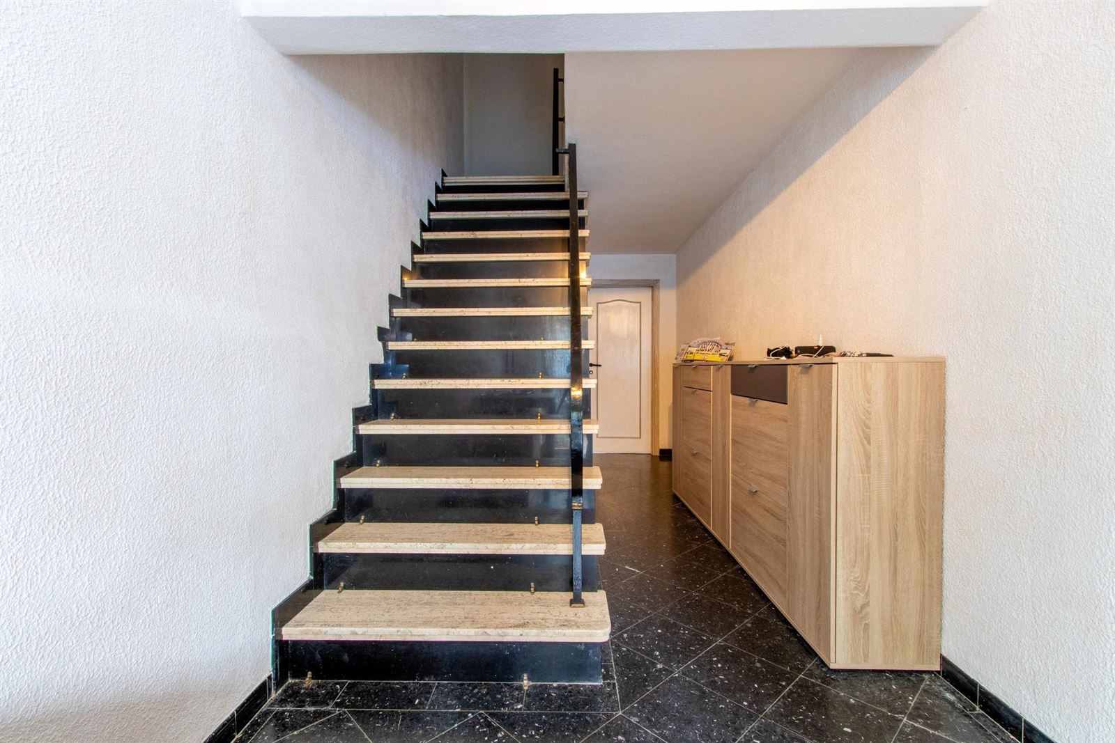 FOTO’S 4 : Woning te 1600 SINT-PIETERS-LEEUW (België) - Prijs &euro;&nbsp;1.800