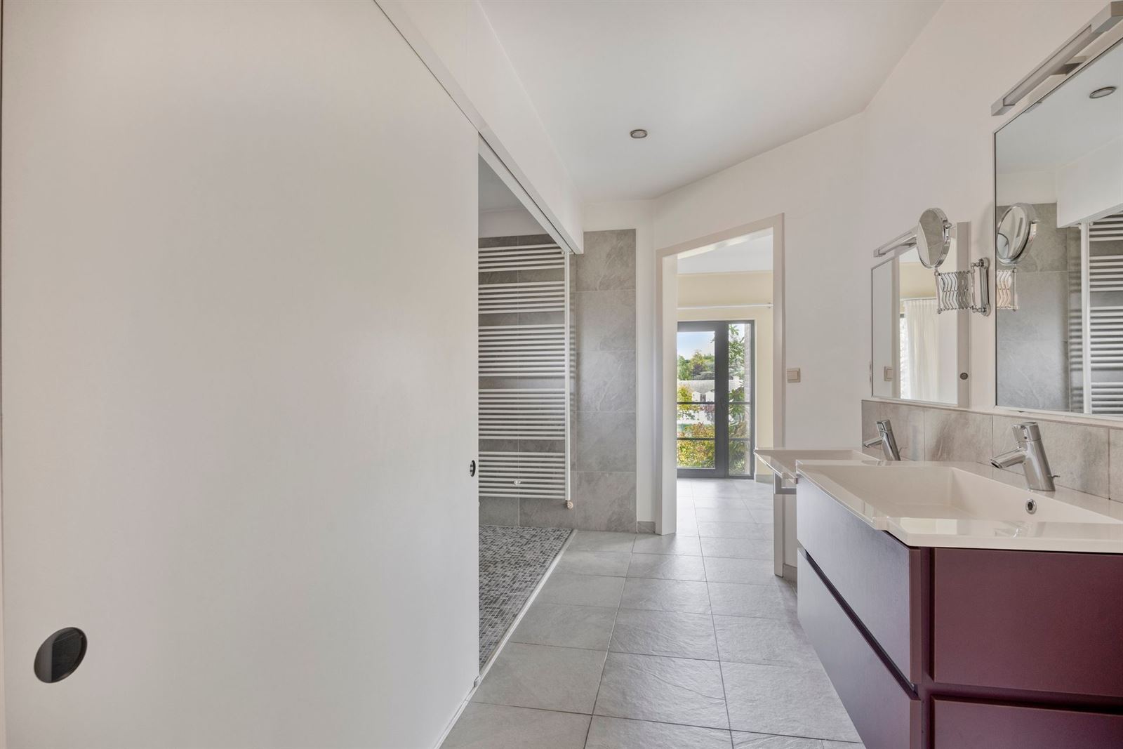 FOTO’S 24 : Woning te 1640 SINT-GENESIUS-RODE (België) - Prijs &euro;&nbsp;840.000