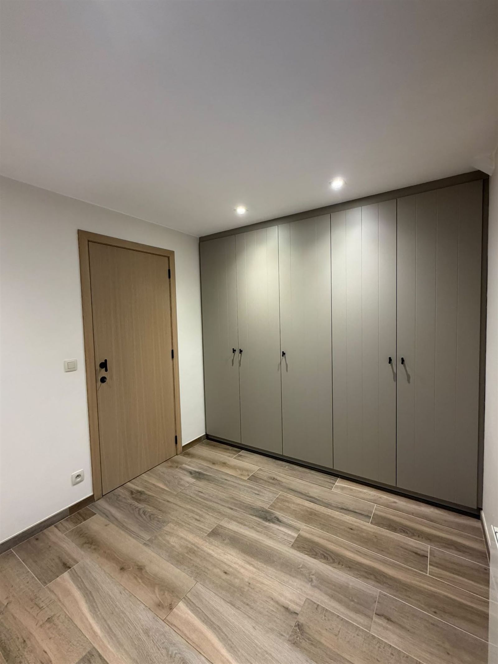 FOTO’S 10 : Woning te 1750 LENNIK (België) - Prijs &euro;&nbsp;1.200