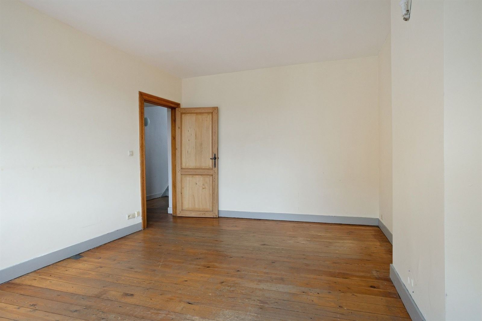 FOTO’S 24 : Woning te 1500 HALLE (België) - Prijs &euro;&nbsp;548.000