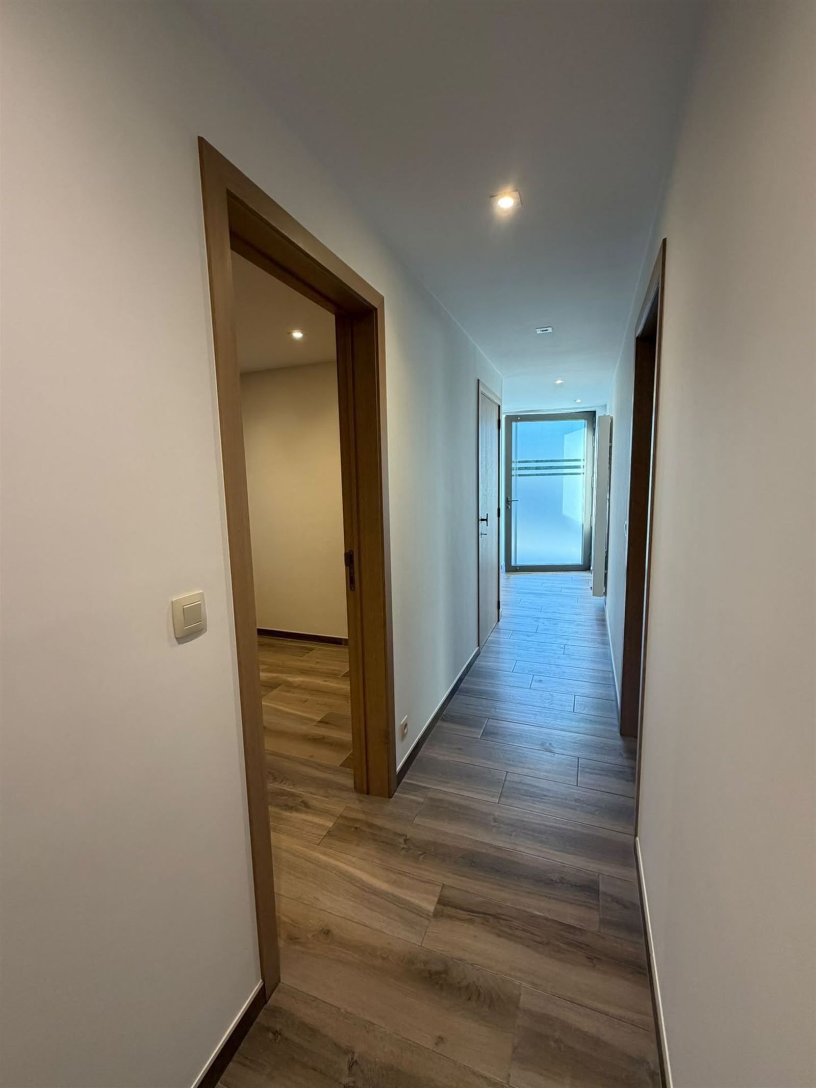 FOTO’S 7 : Woning te 1750 LENNIK (België) - Prijs &euro;&nbsp;1.200