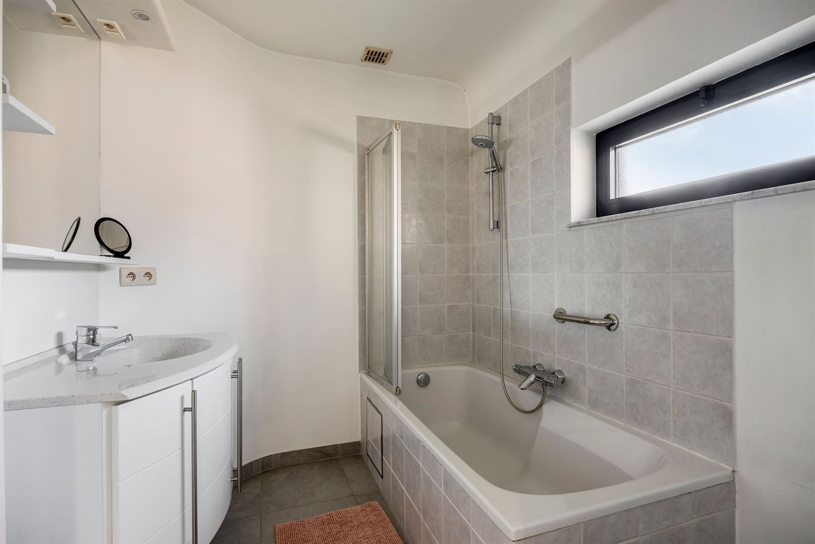 FOTO’S 27 : Woning te 1640 SINT-GENESIUS-RODE (België) - Prijs &euro;&nbsp;840.000