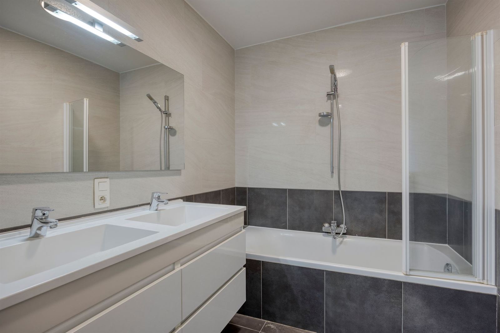 FOTO’S 19 : Appartement te 1760 ONZE-LIEVE-VROUW-LOMBEEK (België) - Prijs &euro;&nbsp;359.000