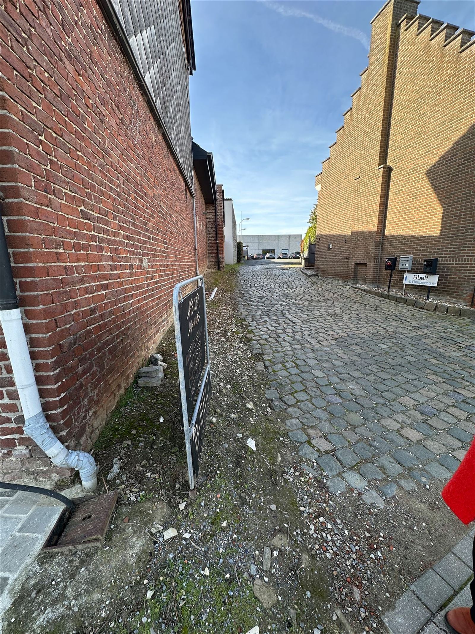 FOTO’S 6 : Magazijn met bureel te 1755 PAJOTTEGEM (België) - Prijs &euro;&nbsp;1.400