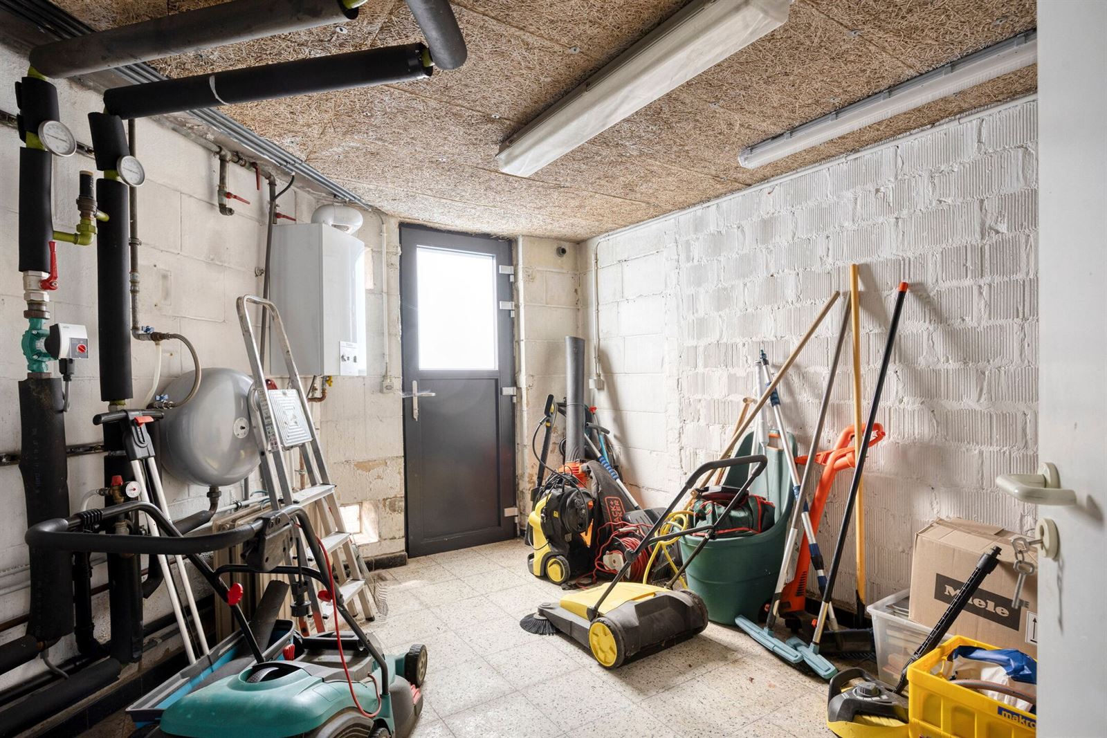 FOTO’S 29 : Woning te 1600 SINT-PIETERS-LEEUW (België) - Prijs &euro;&nbsp;580.000