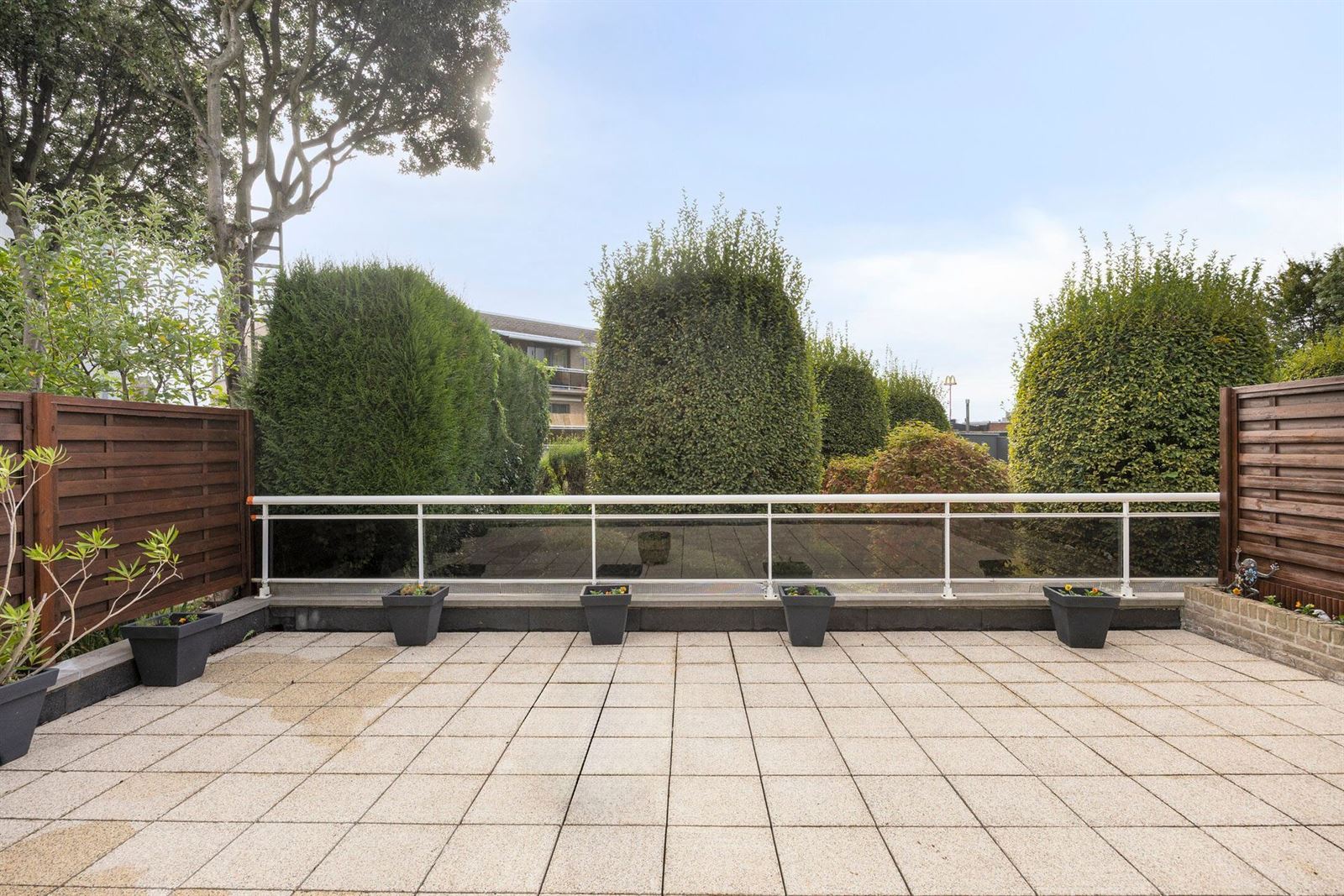 PHOTOS 2 : Appartement à 1600 SINT-PIETERS-LEEUW (Belgique) - Prix 325.000 &euro;