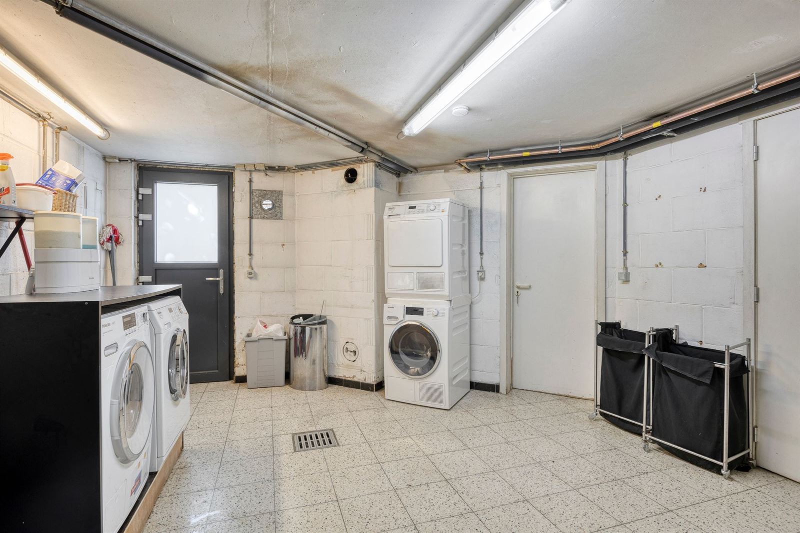 FOTO’S 27 : Woning te 1600 SINT-PIETERS-LEEUW (België) - Prijs &euro;&nbsp;580.000