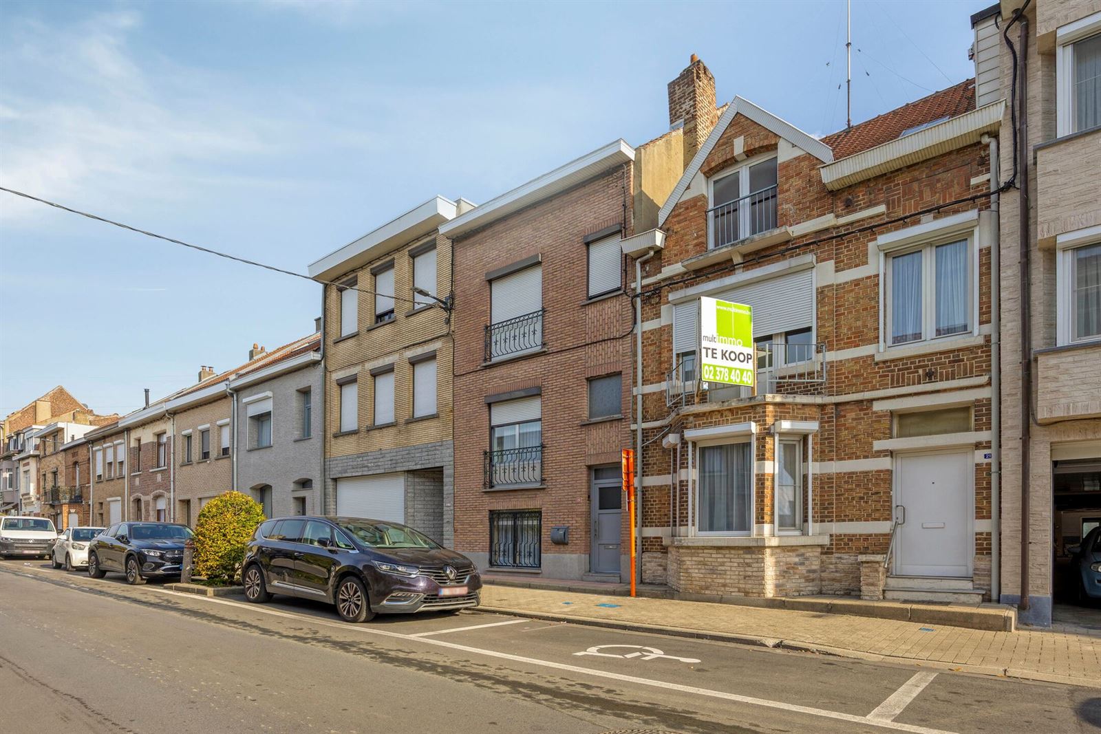 FOTO’S 1 : Woning te 1600 SINT-PIETERS-LEEUW (België) - Prijs &euro;&nbsp;348.000