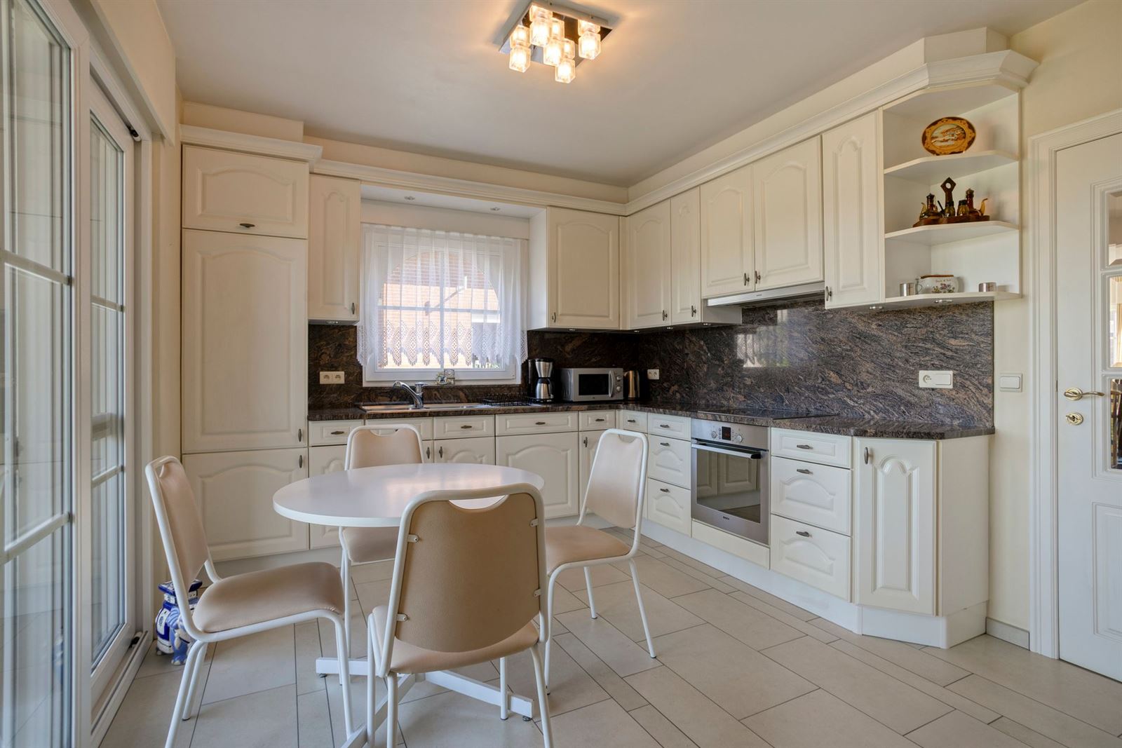 FOTO’S 9 : Woning te 1602 VLEZENBEEK (België) - Prijs &euro;&nbsp;595.000