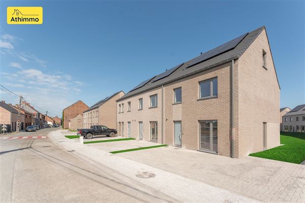 Belle maison neuve 3 chambres, basse énergie, panneaux photovoltaïques, équipements de qualité, terrasse et jardin - Prix hors frais hors TVA