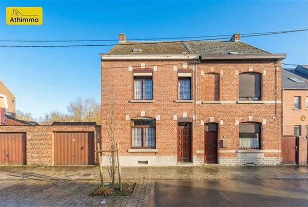 IDEAL INVESTISSEUR - Maison 3F avec un grarage - Faire offre àpd 190.000€