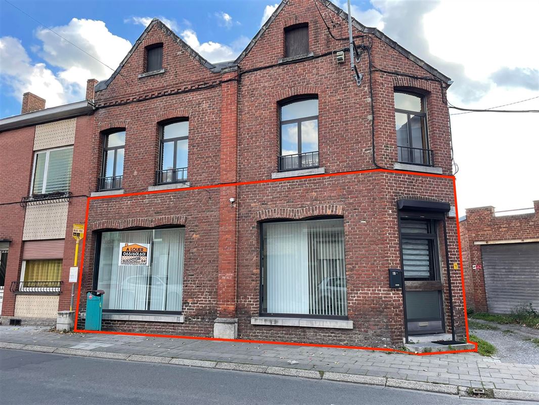 Image 1 : Bureaux à 7340 PÂTURAGES (Belgique) - Prix 850 €