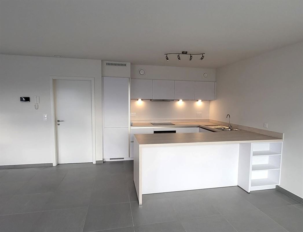 Image 3 : Appartement à 7000 MONS (Belgique) - Prix 915 €
