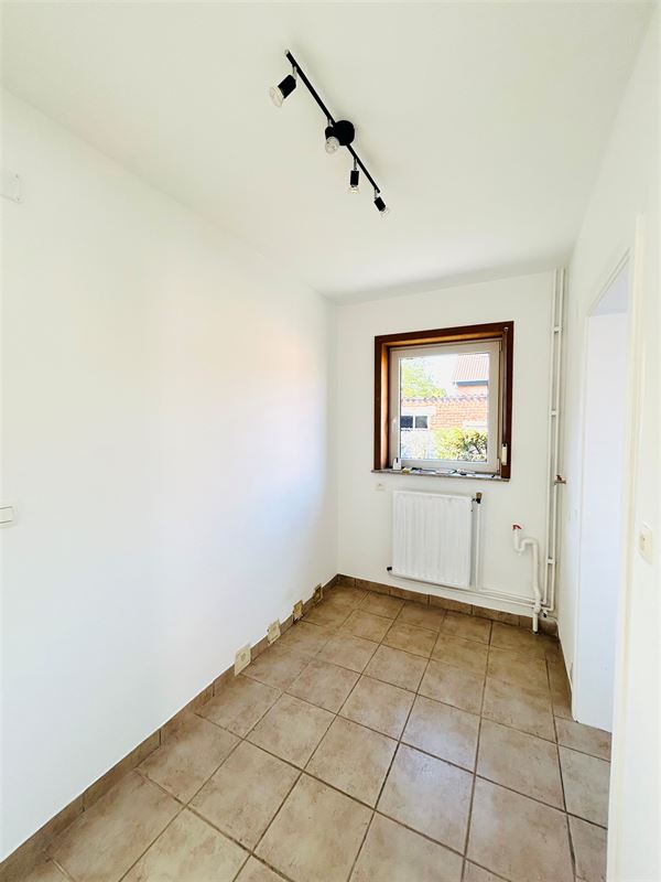 Image 10 : Maison à 7011 GHLIN (Belgique) - Prix 950 €