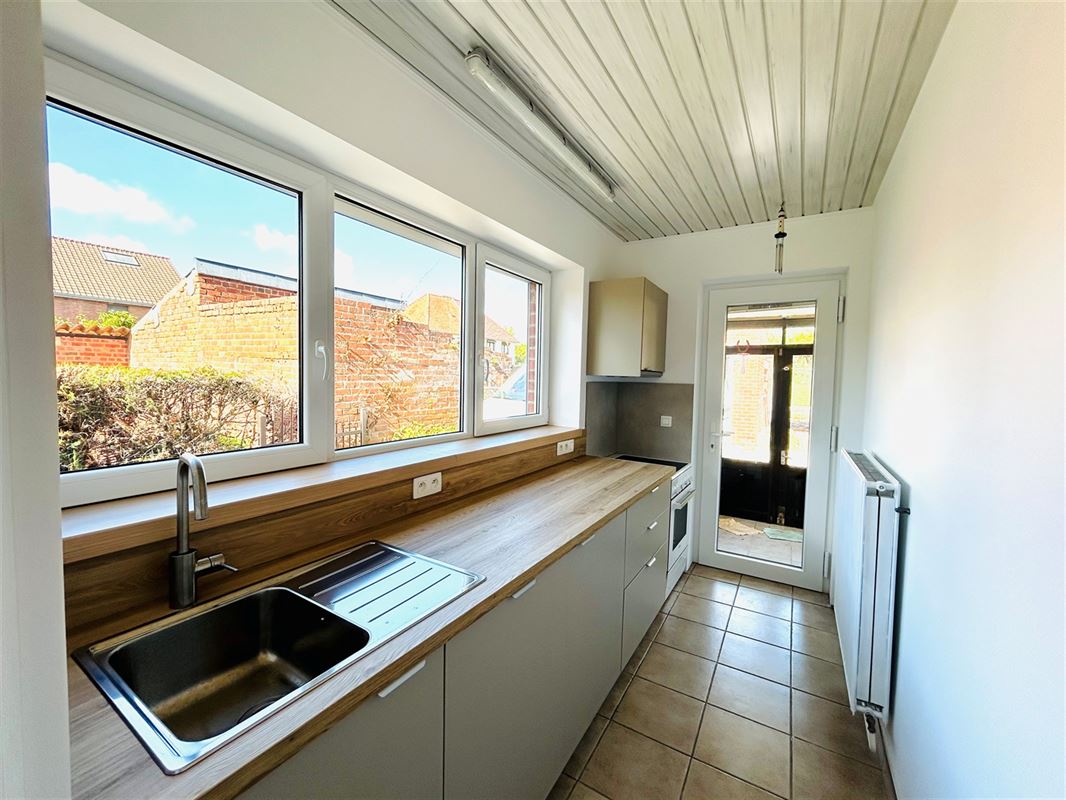 Image 9 : Maison à 7011 GHLIN (Belgique) - Prix 950 €
