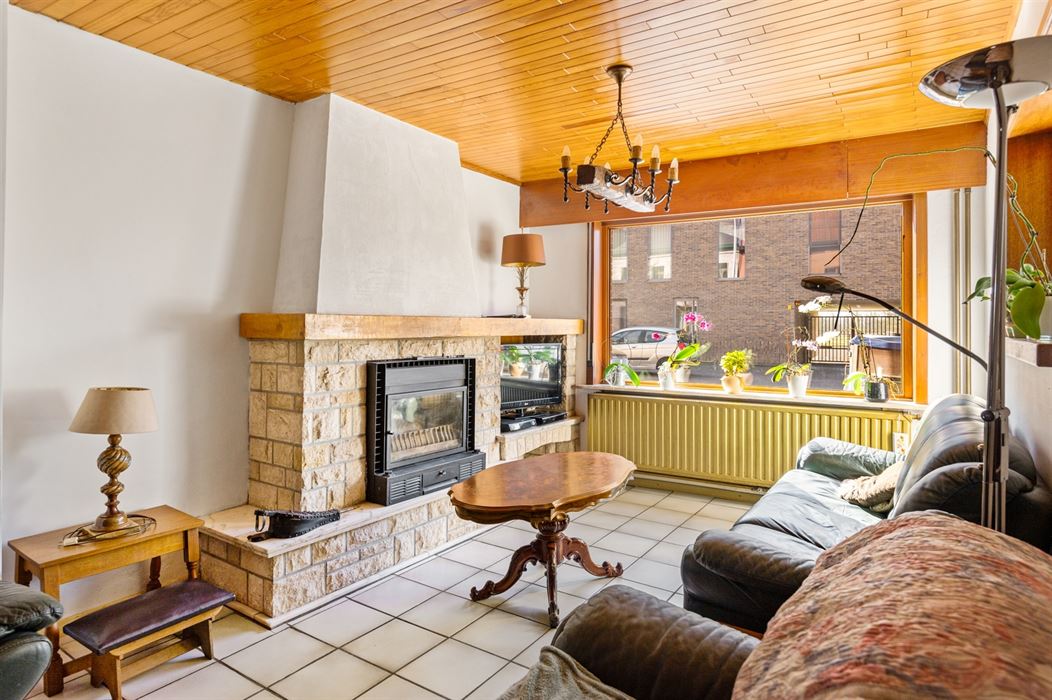 RUIME 5-SLPK-WONING MET GROTE TUIN