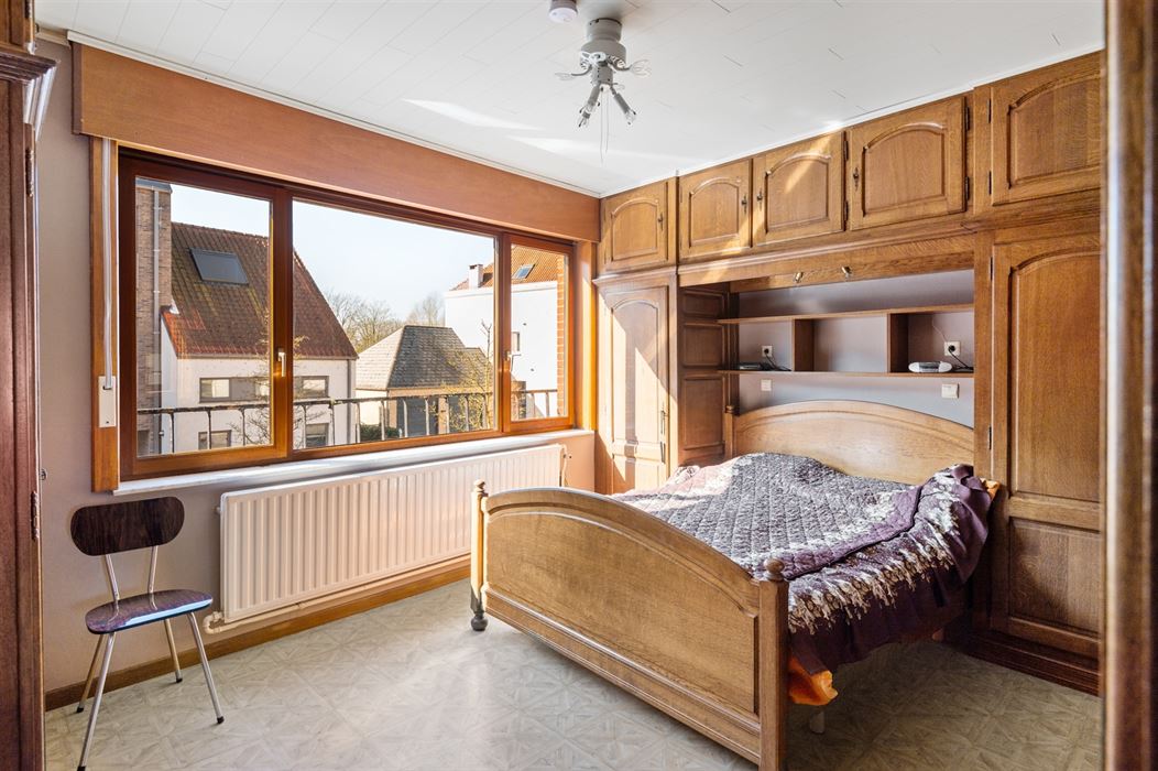 RUIME 5-SLPK-WONING MET GROTE TUIN