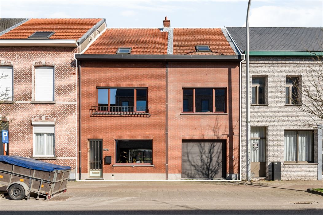 RUIME 5-SLPK-WONING MET GROTE TUIN
