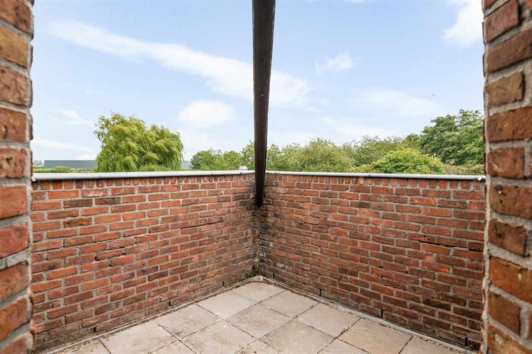 PRACHTIGE VILLA TE KOOP IN EEN OASE VAN GROEN