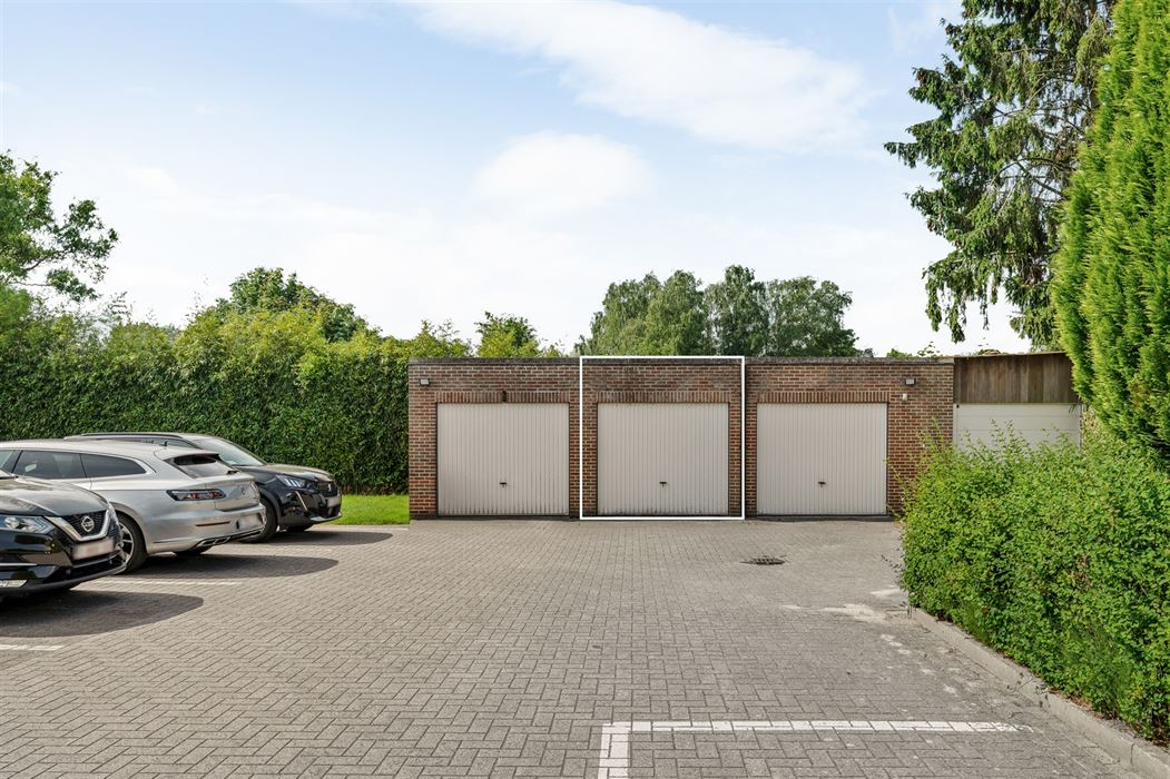 CENTRAAL GELEGEN 2-SLPK-APP IN EEN KLEINE RESIDENTIE MET RIANT ZUIDTERRAS