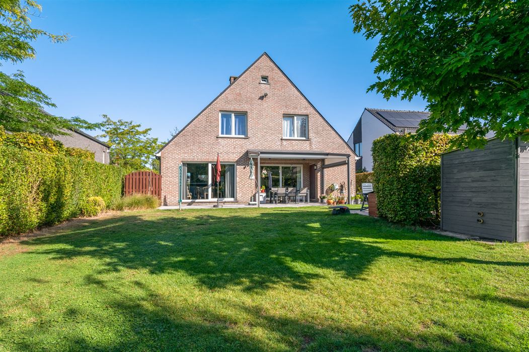 ZEER GOED ONDERHOUDEN VILLA MET 3 à 5 SLPK 
