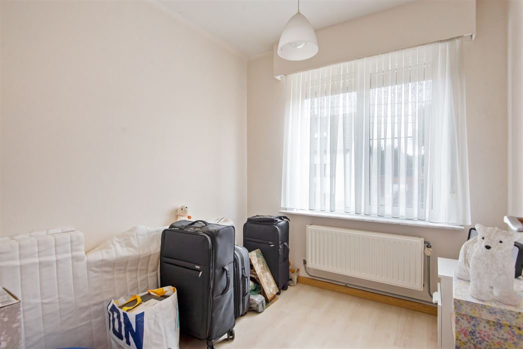 PERFECT ONDERHOUDEN WONING TE KOOP MET 4 SLPK