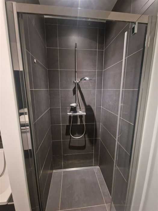 Ruim 2-Slaapkamer Appartement met 2 terrassen