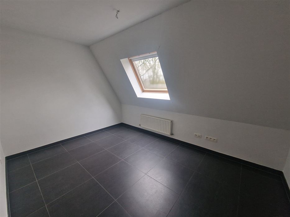 Ruim 2-Slaapkamer Appartement met 2 terrassen