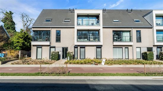 MOOI 2-SLPK-APP MET GARAGE EN TERRAS