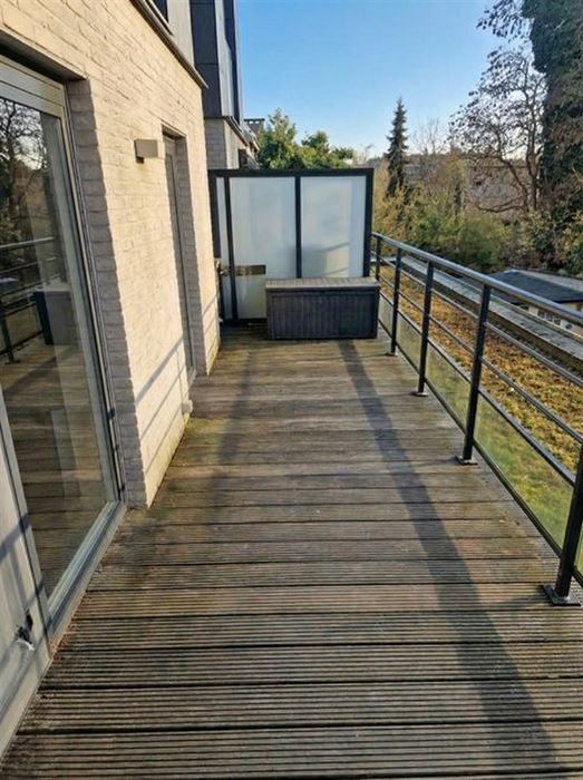 MOOI 2-SLPK-APP MET GARAGE EN TERRAS