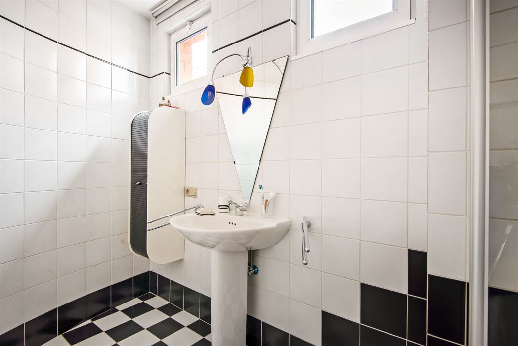 3-SLPK-APPARTEMENT MET KELDER EN GARAGE