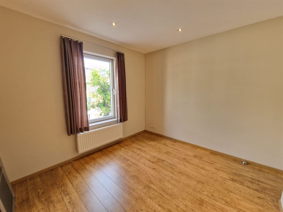 PERFECT ONDERHOUDEN 2-SLPK-APPARTEMENT