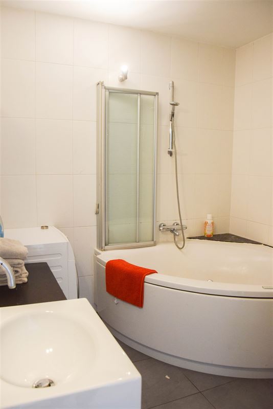 Foto 8 : Appartement te 9100 SINT-NIKLAAS (België) - Prijs 720 €/maand
