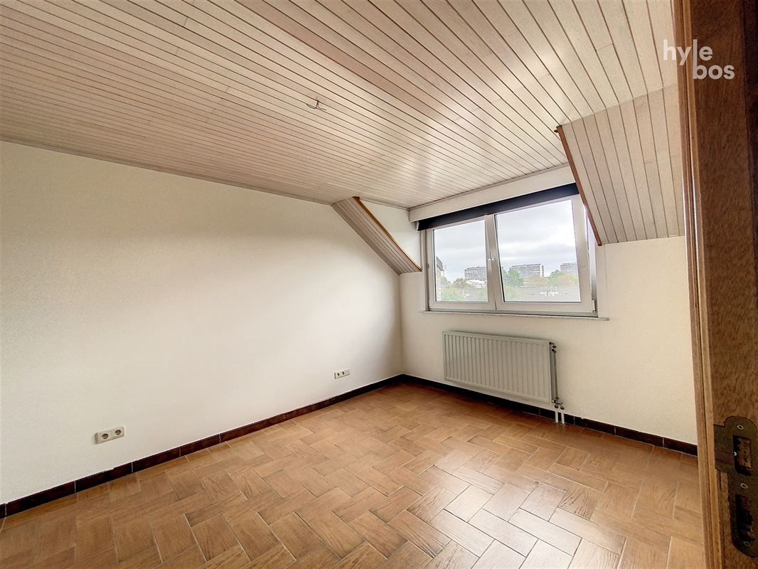 Foto 10 : Appartement te 9100 SINT-NIKLAAS (België) - Prijs 850 €/maand