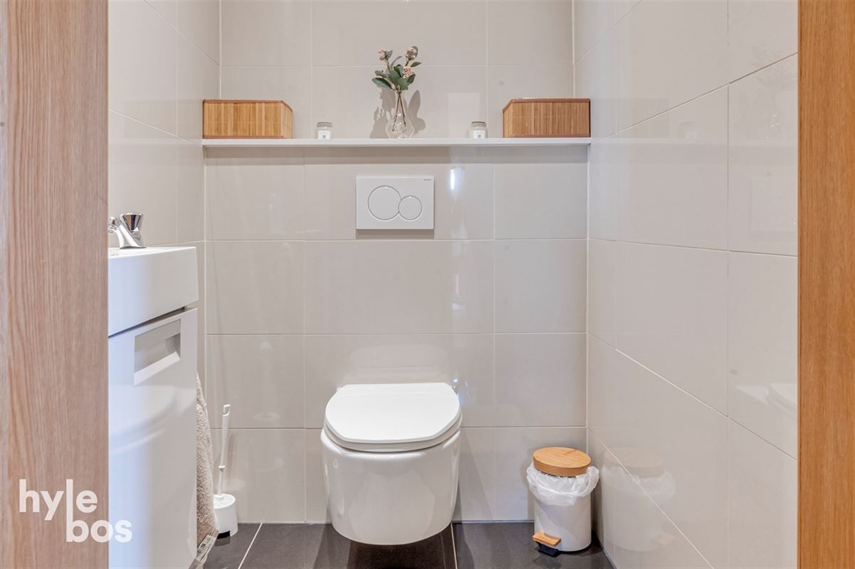 Foto 15 : Appartement te 9100 SINT-NIKLAAS (België) - Prijs € 295.000